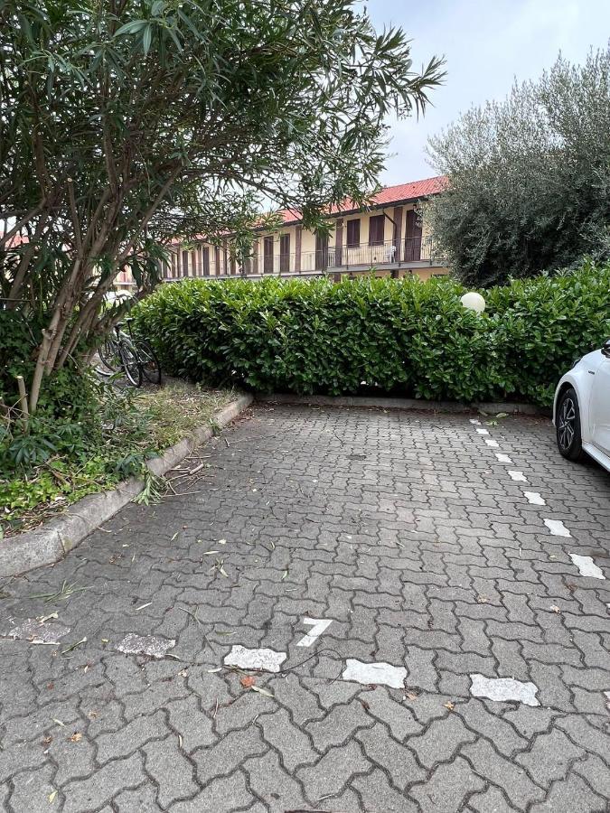 Bnbook-Monolocale Corte Borromeo Rho Exterior foto