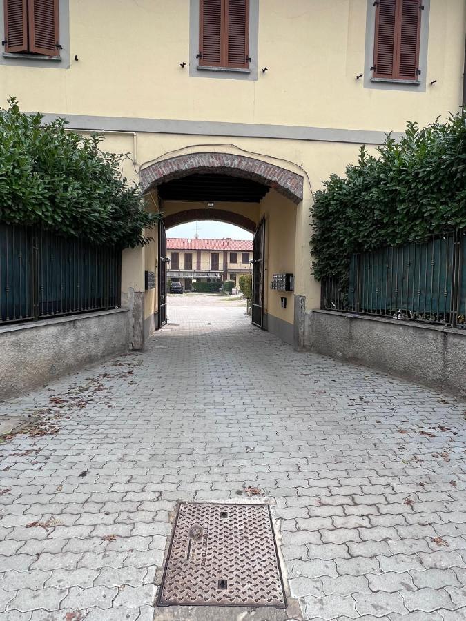 Bnbook-Monolocale Corte Borromeo Rho Exterior foto